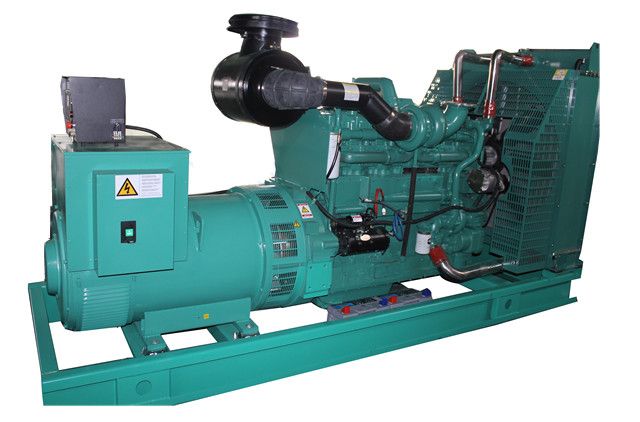 重慶康明斯柴油發(fā)電機組XC-400GF